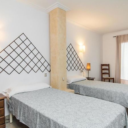 Ferienhaus Fuer 12 Personen Ca 400 M In Son Macia, Balearen Mallorca Ngoại thất bức ảnh